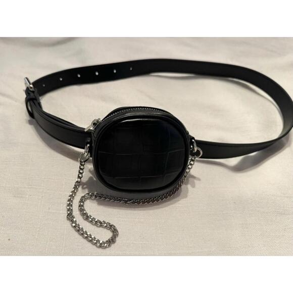 Urban Revivo Handbags - URBAN REVIVO Belt Bag NWOT